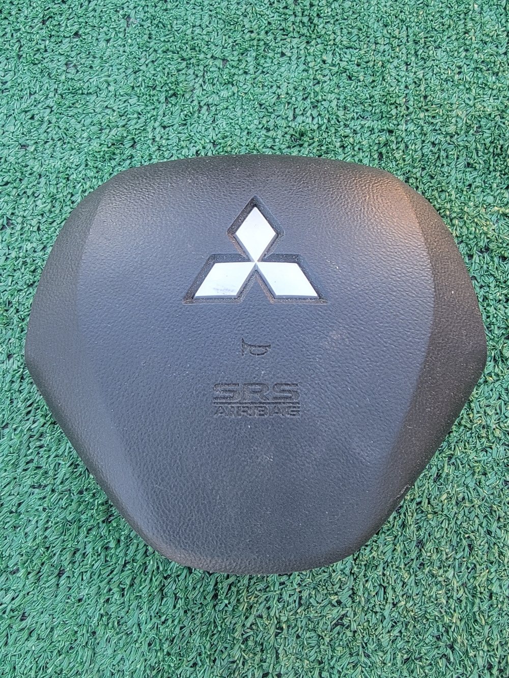 2016 Black SRS Airbag Cover - Steering Wheel Center